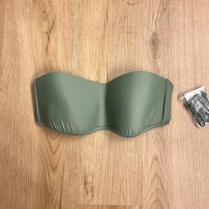 Body Glove Woman’s Standard Smoothies Bandeau Size Large